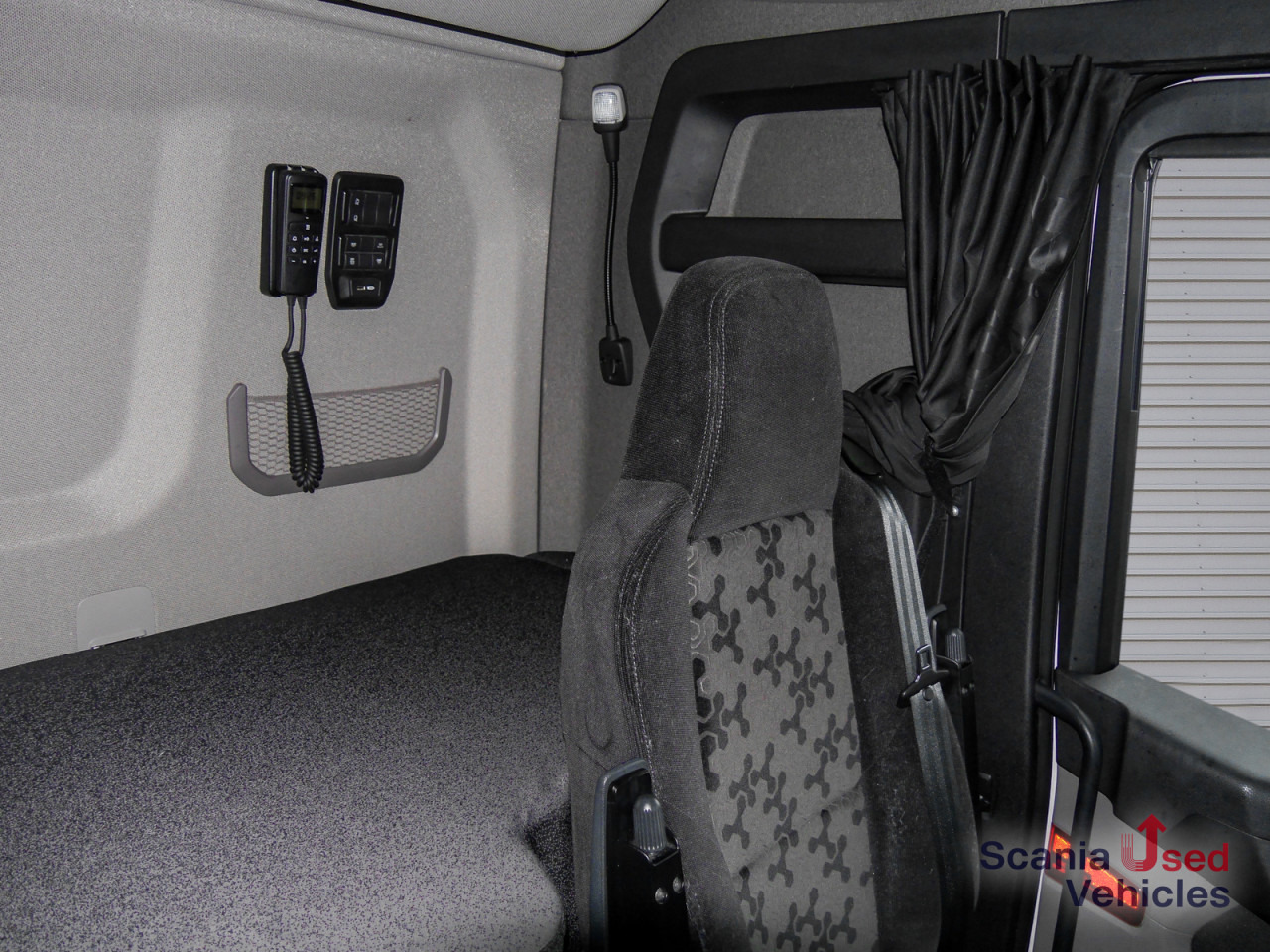 SCANIA R 460 A4x2NA - SUPER - - Trekkvogn: bilde 2 SCANIA R 460 A4x2NA - SUPER - - Trekkvogn: bilde 2