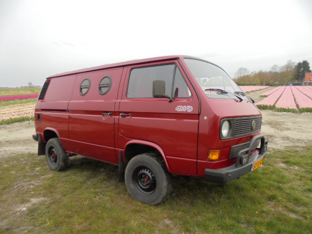 VOLKSWAGEN T3 Syncro 4X4 1.9 TD Wie neu! - Bybobil: bilde 2 VOLKSWAGEN T3 Syncro 4X4 1.9 TD Wie neu! - Bybobil: bilde 2