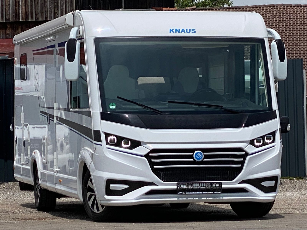 Knaus Live I 700 MEG,Automatik, Längsbetten - Helintegrert bobil: bilde 1 Knaus Live I 700 MEG,Automatik, Längsbetten - Helintegrert bobil: bilde 1