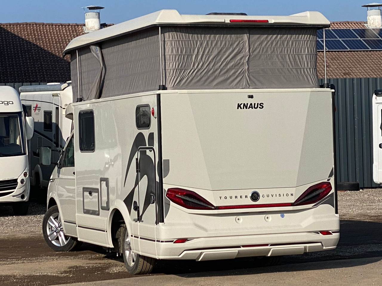 Knaus Tourer CUV 500 MQ CUVISION ohne slide Bett - Halvintegrert bobil: bilde 5 Knaus Tourer CUV 500 MQ CUVISION ohne slide Bett - Halvintegrert bobil: bilde 5