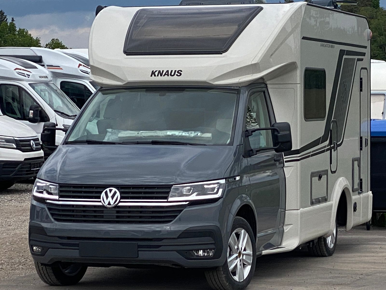 Knaus Tourer Van 500 LT, slide Bett, 4 P. Zulassung - Halvintegrert bobil: bilde 1 Knaus Tourer Van 500 LT, slide Bett, 4 P. Zulassung - Halvintegrert bobil: bilde 1