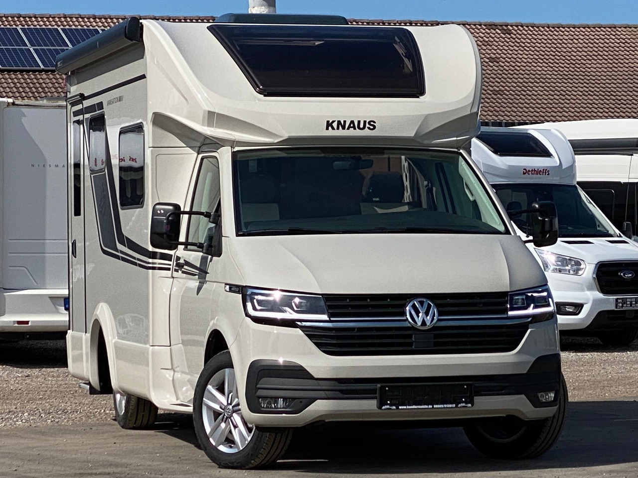 Knaus Tourer Van Vansation 500 LT, AHK,SAT,TV - Halvintegrert bobil: bilde 1 Knaus Tourer Van Vansation 500 LT, AHK,SAT,TV - Halvintegrert bobil: bilde 1