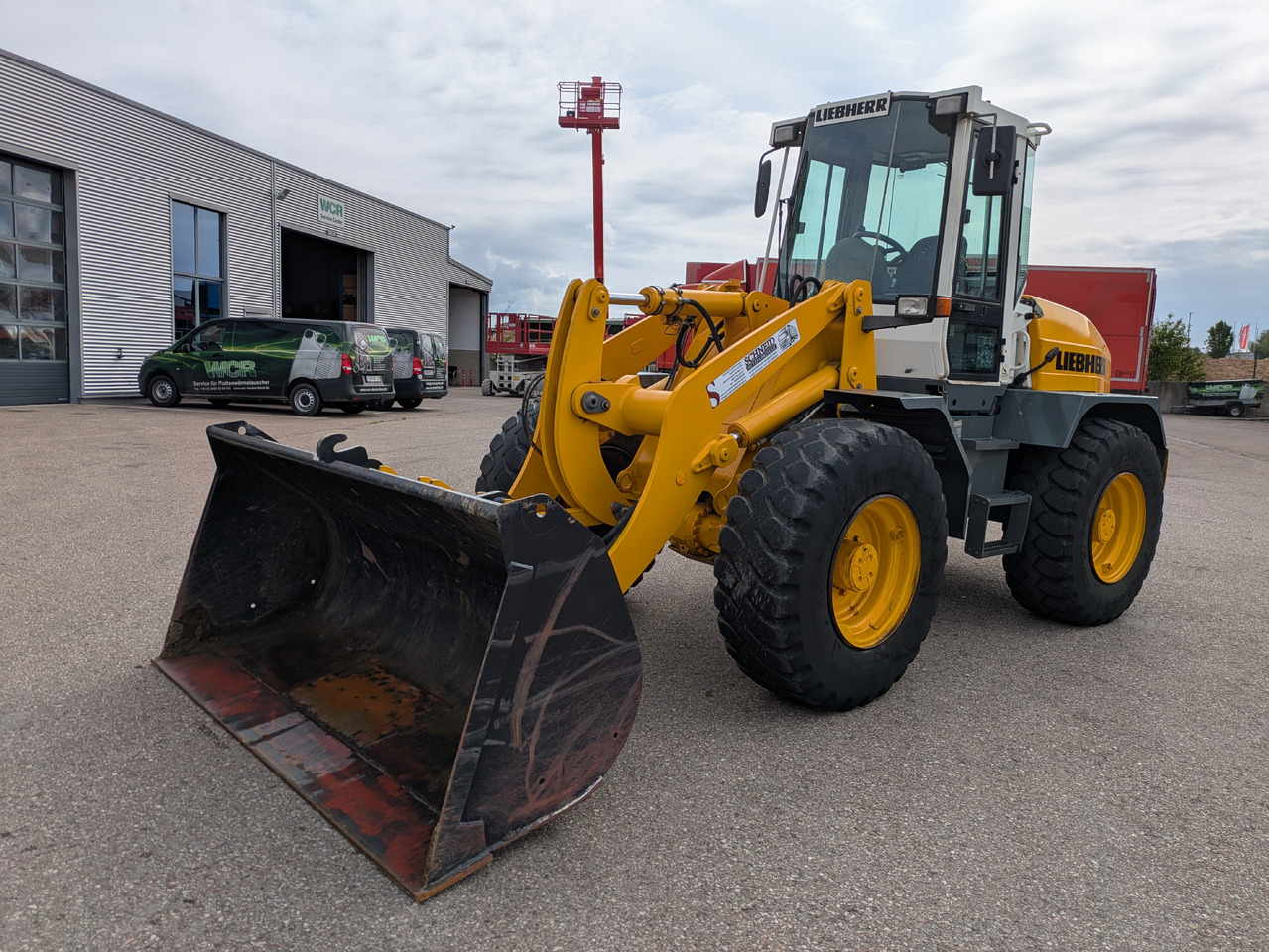 LIEBHERR L514 Radlader Schnellwechsler Schaufel - Hjullaster: bilde 1 LIEBHERR L514 Radlader Schnellwechsler Schaufel - Hjullaster: bilde 1