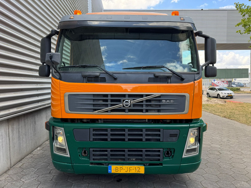 Volvo FM 300 / Machine Transport / Hydraulic Ramp / Klima / TUV:7-2025 / NL Truck - Lastebil: bilde 4 Volvo FM 300 / Machine Transport / Hydraulic Ramp / Klima / TUV:7-2025 / NL Truck - Lastebil: bilde 4