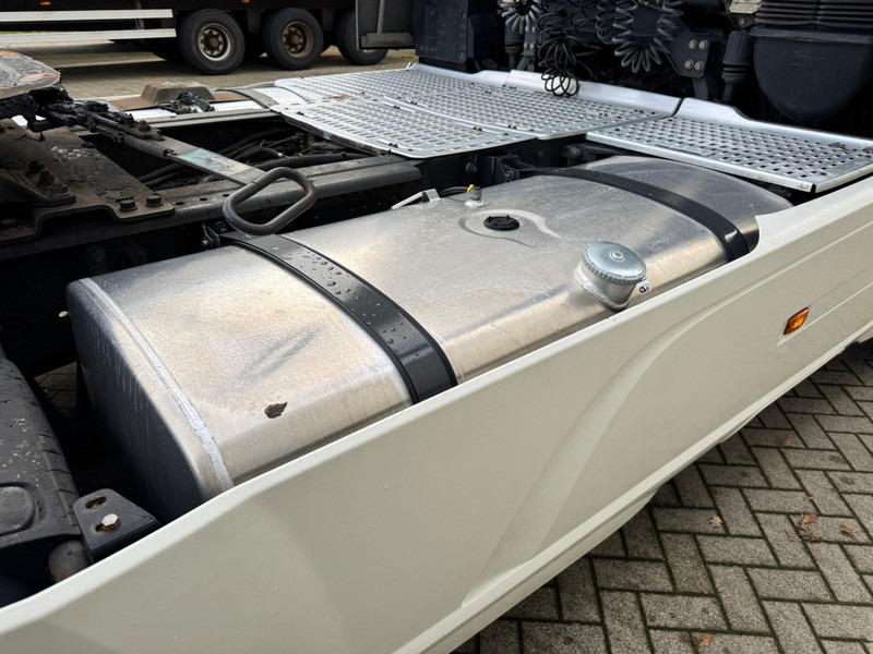 Trekkvogn DAF XF 480 SC / 2 Tanks / 2 Beds / Refrigerator: bilde 11