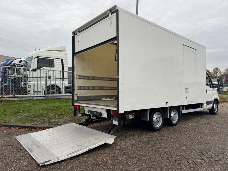 Iveco Daily 35C18 / Clickstar 3500 KG / Klima / Manual / NL Van - Varebil: bilde 4 Iveco Daily 35C18 / Clickstar 3500 KG / Klima / Manual / NL Van - Varebil: bilde 4