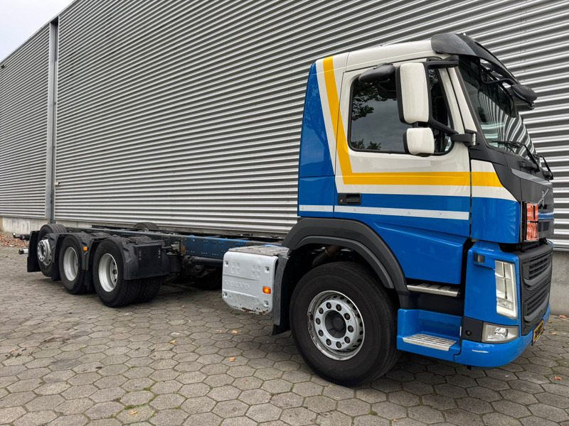 Volvo FM 410 / 8X4 / I-Shift / ADR / Tridem / TUV: 6-2026 / NL Truck - Chassis lastebil: bilde 2 Volvo FM 410 / 8X4 / I-Shift / ADR / Tridem / TUV: 6-2026 / NL Truck - Chassis lastebil: bilde 2