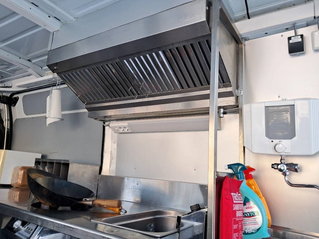 Matbil, Varebil Nissan NV 400 Food Truck Gilli/Katukeittiö auto: bilde 6