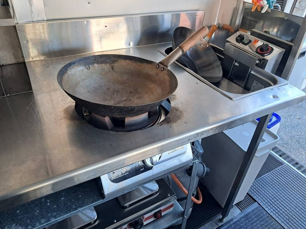 Matbil, Varebil Nissan NV 400 Food Truck Gilli/Katukeittiö auto: bilde 19