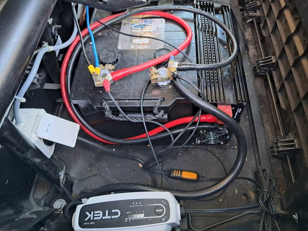 Matbil, Varebil Nissan NV 400 Food Truck Gilli/Katukeittiö auto: bilde 14