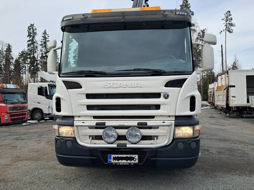 Scania P 340 - Kranbil: bilde 2 Scania P 340 - Kranbil: bilde 2