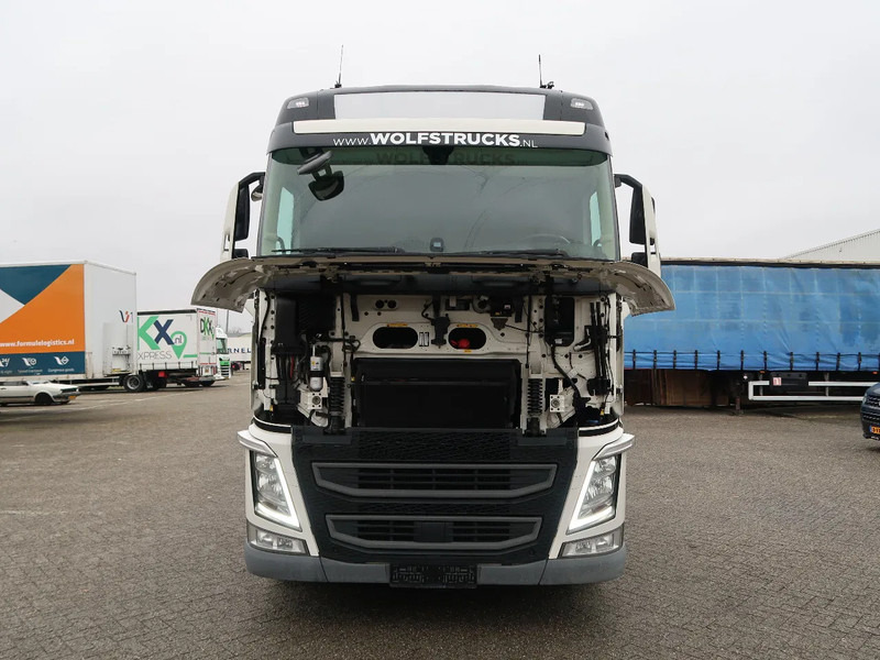Volvo FH 460 4x2, Globe, LA chass, 2 tanks, ACC, TOP! - Trekkvogn: bilde 3 Volvo FH 460 4x2, Globe, LA chass, 2 tanks, ACC, TOP! - Trekkvogn: bilde 3