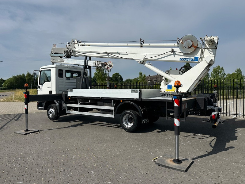Böcker AK 32/1500 SPS Truck Crane,28.694 km!,3.926 hours! - Allterrengkran: bilde 4 Böcker AK 32/1500 SPS Truck Crane,28.694 km!,3.926 hours! - Allterrengkran: bilde 4
