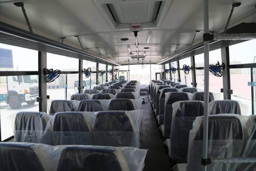 Buss TATA LPO 1618 NON A/C 62 Seater Bus MY23: bilde 7