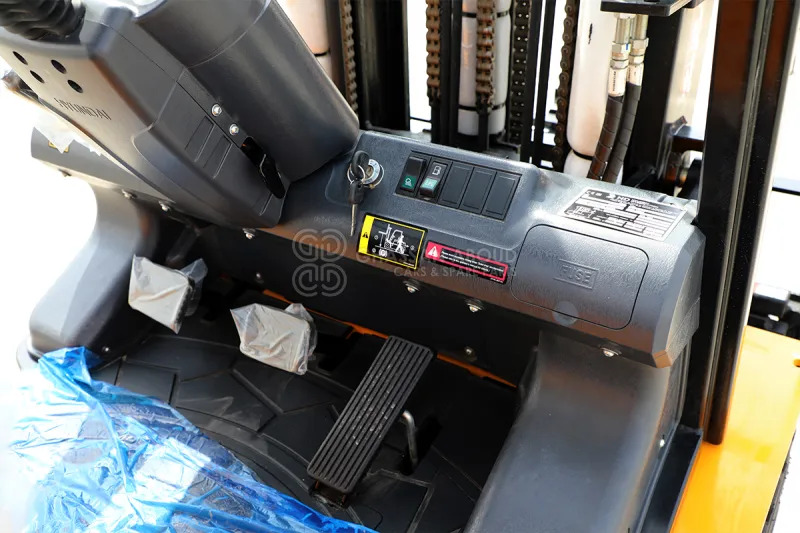 Gasstruck Hyundai Forklift 30LE-7 3 TONS LPG 3 STAGE: bilde 9