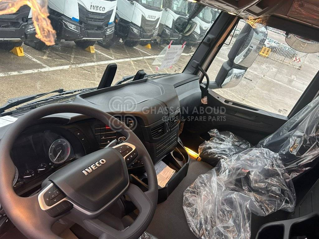 IVECO T-WAY Chassis 6×4 – GVW 33.5 Ton approx. (Tyres 12.00R20) Wheelbase 4200 MY25 - Chassis lastebil: bilde 4 IVECO T-WAY Chassis 6×4 – GVW 33.5 Ton approx. (Tyres 12.00R20) Wheelbase 4200 MY25 - Chassis lastebil: bilde 4