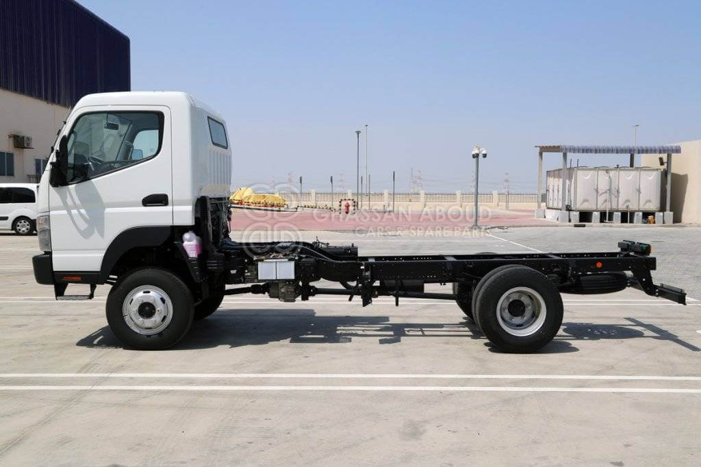 MITSUBISHI CANTER CHASSIS 3TON SC 100L TANK (4X4) DIESEL, MY24 - Chassis lastebil: bilde 3 MITSUBISHI CANTER CHASSIS 3TON SC 100L TANK (4X4) DIESEL, MY24 - Chassis lastebil: bilde 3
