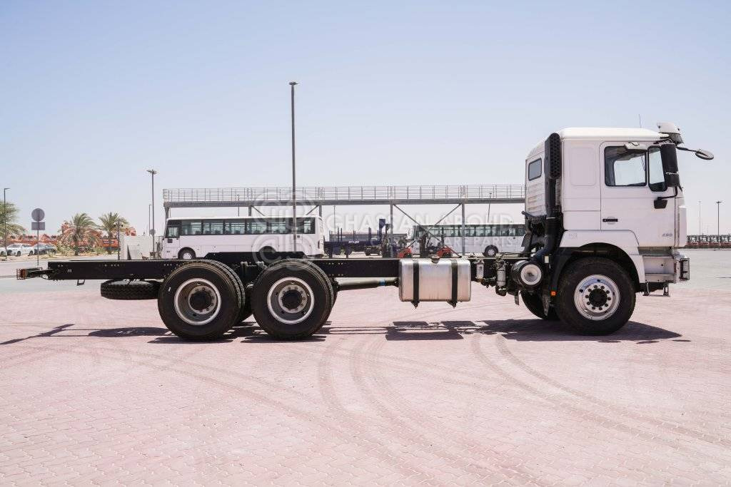 SHACMAN F3000 6×4 CHASSIS CAB MY25 Rigid Chassis Cab - Chassis lastebil: bilde 4 SHACMAN F3000 6×4 CHASSIS CAB MY25 Rigid Chassis Cab - Chassis lastebil: bilde 4