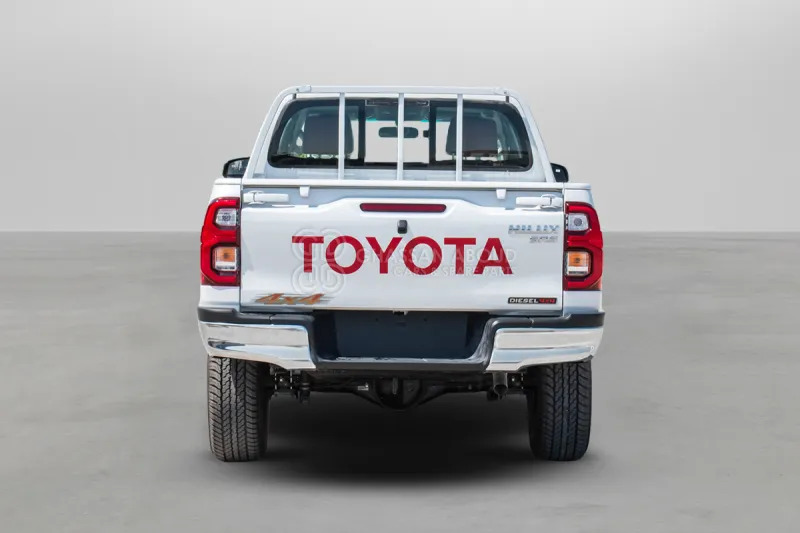 Toyota Hilux  4X4 Double Cabin - Pickup, Varebil med dobbelt førerhus: bilde 4 Toyota Hilux  4X4 Double Cabin - Pickup, Varebil med dobbelt førerhus: bilde 4