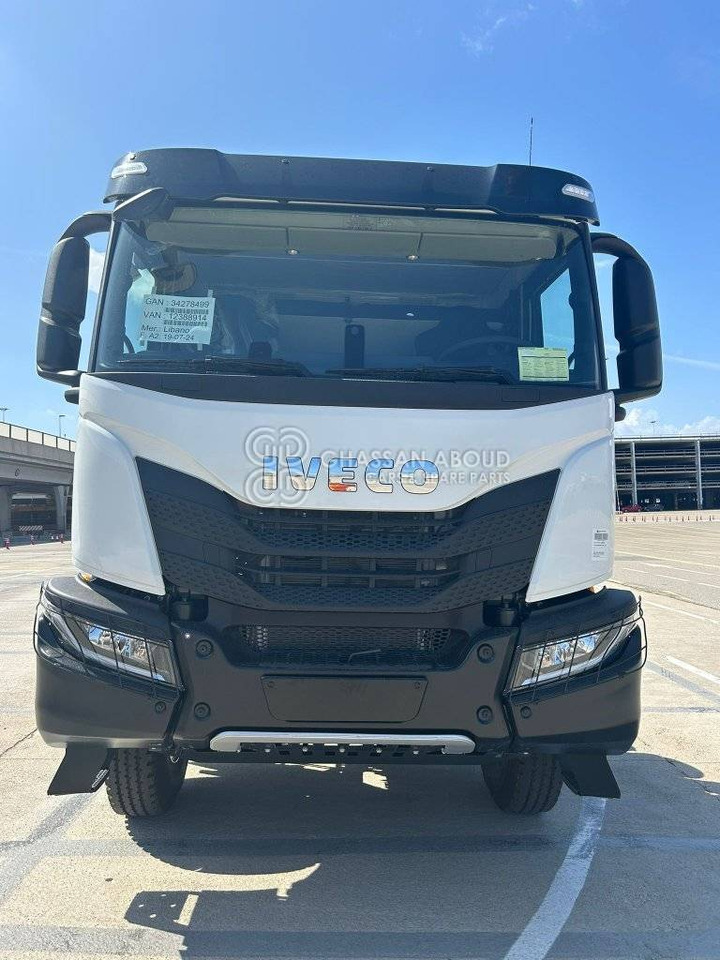 IVECO T-WAY Tractor 6×4 AT720T47TH GVW 26-38 Ton HP 470 R20Tyre MY24 - Trekkvogn: bilde 4 IVECO T-WAY Tractor 6×4 AT720T47TH GVW 26-38 Ton HP 470 R20Tyre MY24 - Trekkvogn: bilde 4