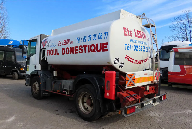 Iveco Eurocargo FUEL (DIESEL/PETROL) 8000 LITERS, COMP: 3500L,1000L, 3500L - Tankbil, Kranbil: bilde 5 Iveco Eurocargo FUEL (DIESEL/PETROL) 8000 LITERS, COMP: 3500L,1000L, 3500L - Tankbil, Kranbil: bilde 5