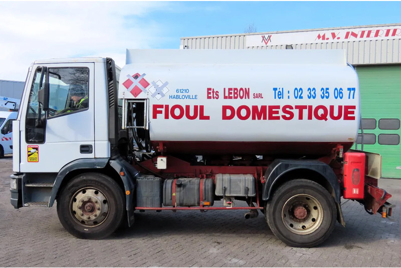Iveco Eurocargo FUEL (DIESEL/PETROL) 8000 LITERS, COMP: 3500L,1000L, 3500L - Tankbil, Kranbil: bilde 4 Iveco Eurocargo FUEL (DIESEL/PETROL) 8000 LITERS, COMP: 3500L,1000L, 3500L - Tankbil, Kranbil: bilde 4