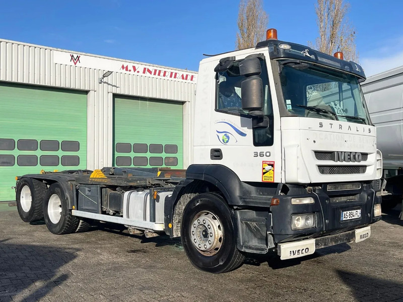 Iveco Stralis 360 6x2 Manual gearbox - Kranbil: bilde 2 Iveco Stralis 360 6x2 Manual gearbox - Kranbil: bilde 2