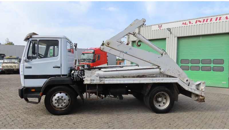 Mercedes-Benz 1514 Manual diesel pomp. Very clean - Lastebil med kabelsystem: bilde 4 Mercedes-Benz 1514 Manual diesel pomp. Very clean - Lastebil med kabelsystem: bilde 4