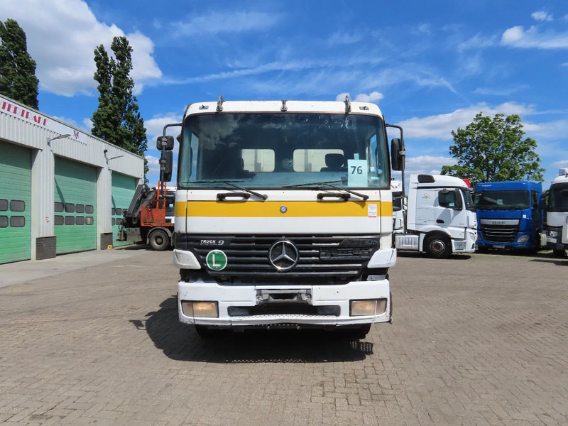 Mercedes-Benz Actros 2535 Crane Palfinger PK17000, 6x2 , 3 pedal. - Kranbil: bilde 4 Mercedes-Benz Actros 2535 Crane Palfinger PK17000, 6x2 , 3 pedal. - Kranbil: bilde 4