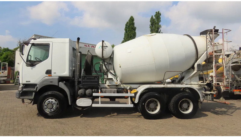 Renault Kerax 370 6X6! 10M3, FULL SPRIG. GREAT CONDITON! - Betongbil: bilde 3 Renault Kerax 370 6X6! 10M3, FULL SPRIG. GREAT CONDITON! - Betongbil: bilde 3