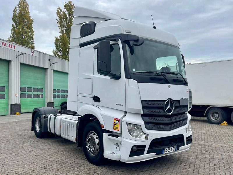 Mercedes-Benz Actros 1845 vin: WDF9634031C008330 , 2 tanks, France clean truck - Trekkvogn: bilde 1 Mercedes-Benz Actros 1845 vin: WDF9634031C008330 , 2 tanks, France clean truck - Trekkvogn: bilde 1