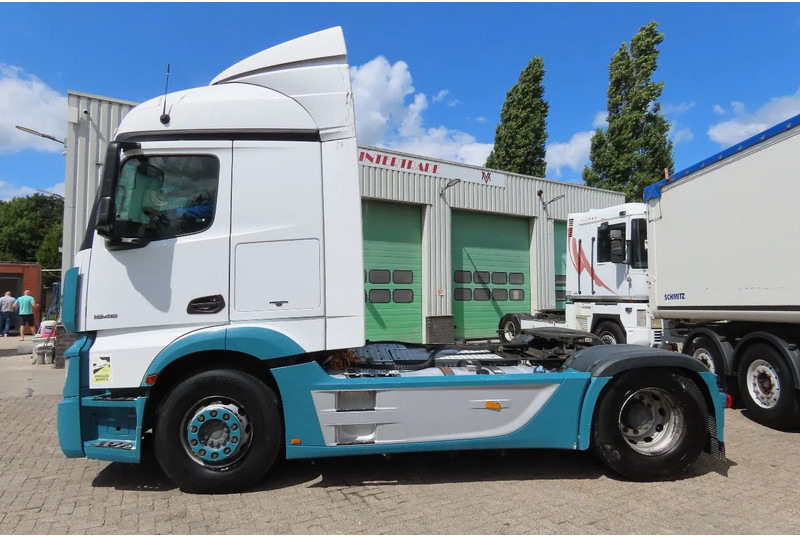 Mercedes-Benz Actros 1846 PTO. HYDRAULIC - Trekkvogn: bilde 4 Mercedes-Benz Actros 1846 PTO. HYDRAULIC - Trekkvogn: bilde 4