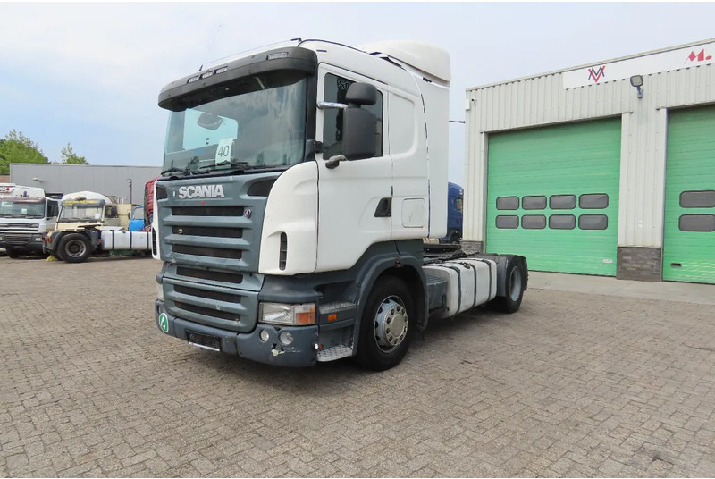 Scania R420 2 tanks, 2 beds, manual gearbox - Trekkvogn: bilde 2 Scania R420 2 tanks, 2 beds, manual gearbox - Trekkvogn: bilde 2