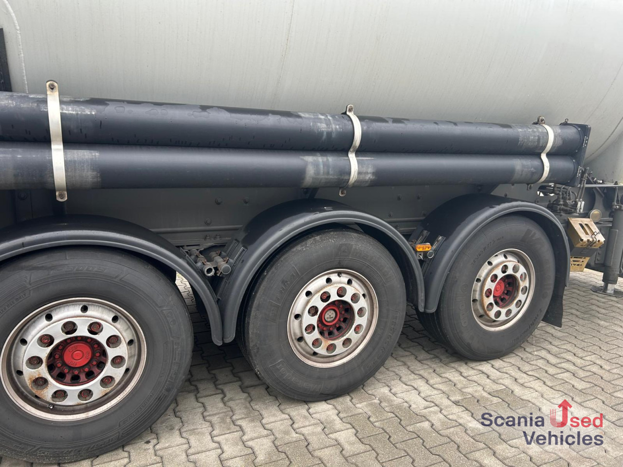 SCANIA R 500 A4x2NB Highline GHH Kompressor + Spitzer - Trekkvogn: bilde 2 SCANIA R 500 A4x2NB Highline GHH Kompressor + Spitzer - Trekkvogn: bilde 2