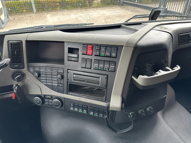 Trekkvogn Volvo FM 450 Globetrotter, Night-Airco, ADR (FL, AT), EURO-6, ALCOA, VEB, 4x available: bilde 20