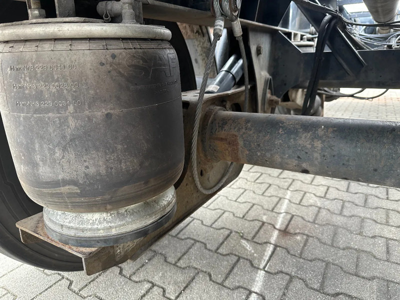 Container-transport/ Vekselflak semitrailer Van Hool 20FT Tipping-chassis, ADR (EX/II, EX/III, FL, AT, OX), SAF, 2 liftaxles: bilde 8