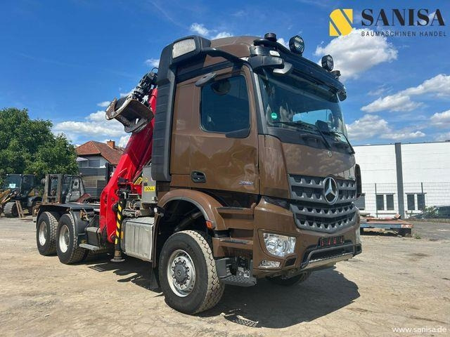 MERCEDES-BENZ Arocs 3351/6x6/Palfinger Epolsion S260/Langholz - Tømmerbil: bilde 2 MERCEDES-BENZ Arocs 3351/6x6/Palfinger Epolsion S260/Langholz - Tømmerbil: bilde 2