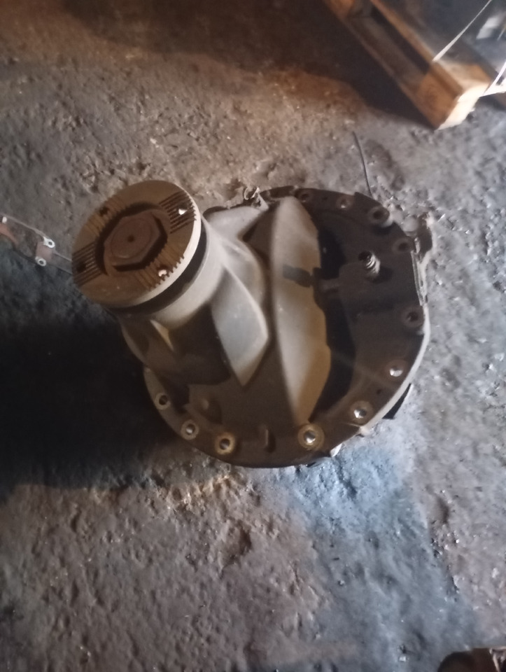 Volvo FH4 - Differensial: bilde 2 Volvo FH4 - Differensial: bilde 2