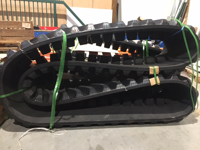 Rubber track for Challenger MT700 25 ", 30" and 36" - Belter for Landbruksteknikk: bilde 2 Rubber track for Challenger MT700 25 ", 30" and 36" - Belter for Landbruksteknikk: bilde 2