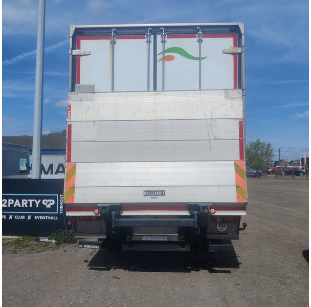 Renault Midlum-With-Hanging-Work-In-The-Fridge - Lastebil med kjøl: bilde 5 Renault Midlum-With-Hanging-Work-In-The-Fridge - Lastebil med kjøl: bilde 5
