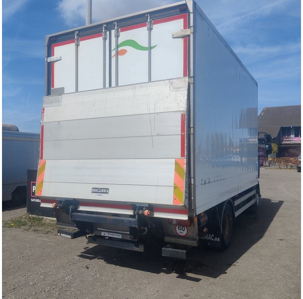 Renault Midlum-With-Hanging-Work-In-The-Fridge - Lastebil med kjøl: bilde 4 Renault Midlum-With-Hanging-Work-In-The-Fridge - Lastebil med kjøl: bilde 4