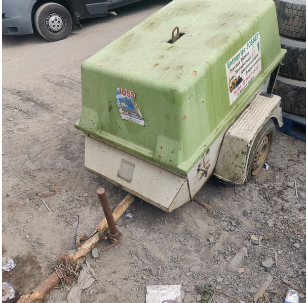 Ingersoll Rand 741 - Trekkvogn: bilde 1 Ingersoll Rand 741 - Trekkvogn: bilde 1