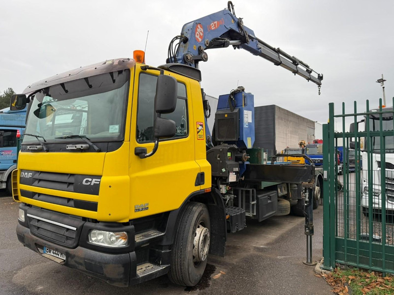 DAF CF 75.310 6X2 PRITSCHE + KRAN PM 27 S-4 + RADIO + WINCH - FULL RAMP - LIFT + STEERING AXLE - MANUAL GEARBOX - FR TRUCK - Planbil, Kranbil: bilde 4 DAF CF 75.310 6X2 PRITSCHE + KRAN PM 27 S-4 + RADIO + WINCH - FULL RAMP - LIFT + STEERING AXLE - MANUAL GEARBOX - FR TRUCK - Planbil, Kranbil: bilde 4