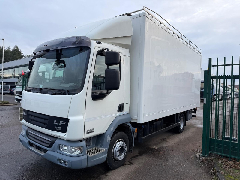 DAF LF 45.210 CLOSED BOX / KOFFER - *144.000km* - EEV - BOX 5m50 x 2m49 x 2m38 - TAILLIFT - A/C - CAMERA - TOP BE TRUCK - Skapbil: bilde 3 DAF LF 45.210 CLOSED BOX / KOFFER - *144.000km* - EEV - BOX 5m50 x 2m49 x 2m38 - TAILLIFT - A/C - CAMERA - TOP BE TRUCK - Skapbil: bilde 3