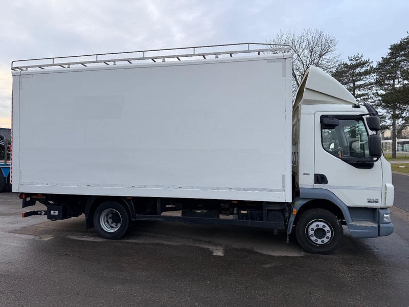 DAF LF 45.210 CLOSED BOX / KOFFER - *144.000km* - EEV - BOX 5m50 x 2m49 x 2m38 - TAILLIFT - A/C - CAMERA - TOP BE TRUCK - Skapbil: bilde 4 DAF LF 45.210 CLOSED BOX / KOFFER - *144.000km* - EEV - BOX 5m50 x 2m49 x 2m38 - TAILLIFT - A/C - CAMERA - TOP BE TRUCK - Skapbil: bilde 4