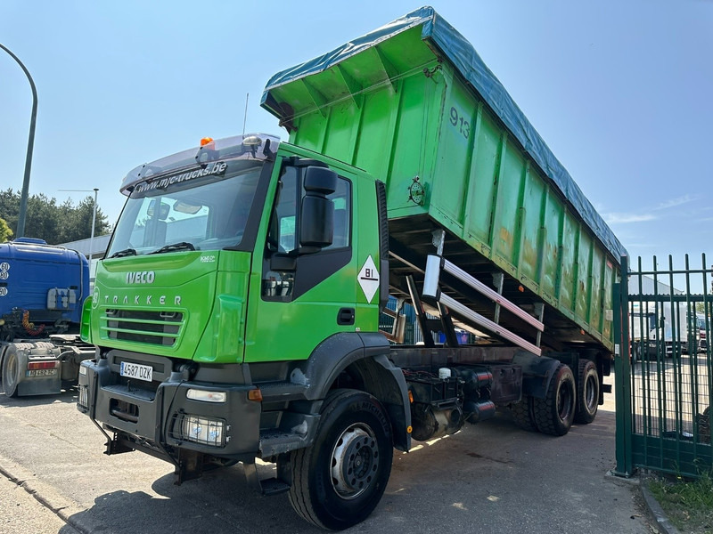 Iveco TRAKKER 310 6x4 STEEL TIPPER / KIPPER 35m³ - MANUAL ZF - BIG AXLES / HUB REDUCTION - STEEL SPRING / BLATT / LAMES - Tippbil: bilde 3 Iveco TRAKKER 310 6x4 STEEL TIPPER / KIPPER 35m³ - MANUAL ZF - BIG AXLES / HUB REDUCTION - STEEL SPRING / BLATT / LAMES - Tippbil: bilde 3