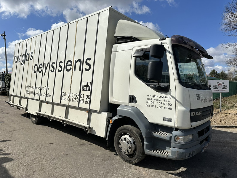 DAF LF 55.250 12T - GLASTRANSPORT / GLASRESTEEL - AIR SUSPENSION - EURO 4 - BELGIAN REGISTRATION - Lastebil: bilde 1 DAF LF 55.250 12T - GLASTRANSPORT / GLASRESTEEL - AIR SUSPENSION - EURO 4 - BELGIAN REGISTRATION - Lastebil: bilde 1