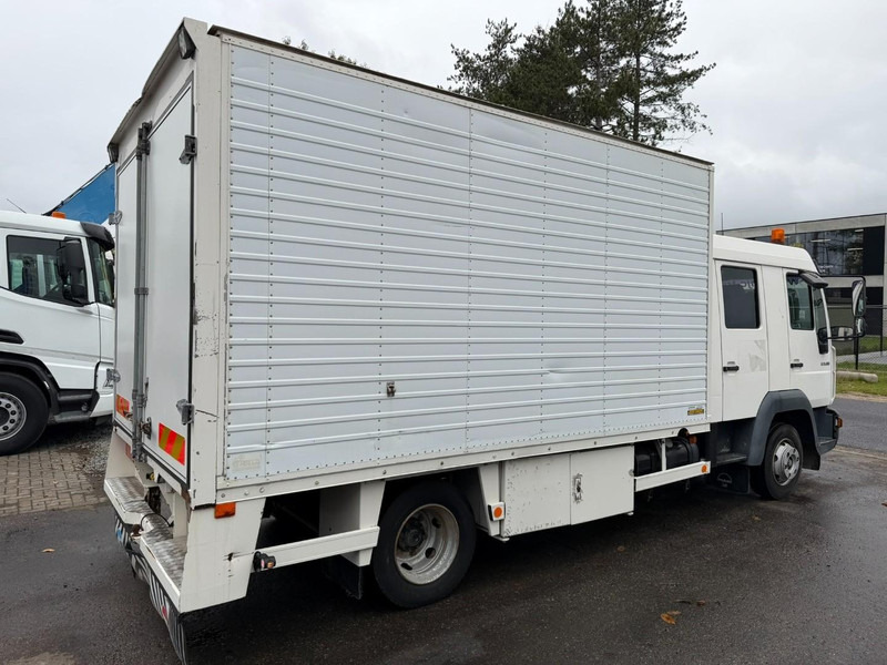 MAN LE 8.180 CLOSED BOX / KOFFER - DOKA - MANUAL GEARBOX - *248.000km* - STEEL SPRING / BLATT / LAMES - BE TRUCK - Skapbil: bilde 5 MAN LE 8.180 CLOSED BOX / KOFFER - DOKA - MANUAL GEARBOX - *248.000km* - STEEL SPRING / BLATT / LAMES - BE TRUCK - Skapbil: bilde 5