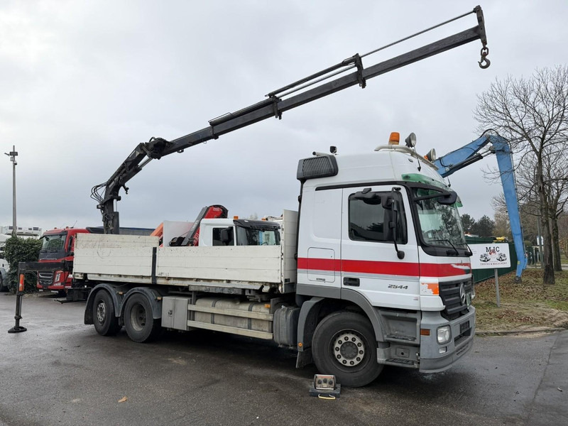 Mercedes-Benz ACTROS 2544 6x2 MP2 + CRANE ATLAS 165.2E (3x HYDR) - RADIO - *FULL AIR* - LIFT + STEERING AXLE - *299.000km* - PLATFORM 6m50 - Kranbil: bilde 1 Mercedes-Benz ACTROS 2544 6x2 MP2 + CRANE ATLAS 165.2E (3x HYDR) - RADIO - *FULL AIR* - LIFT + STEERING AXLE - *299.000km* - PLATFORM 6m50 - Kranbil: bilde 1