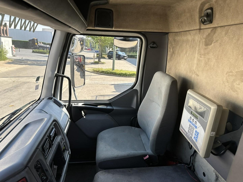 Skapbil Renault MIDLUM 180 DCI 10T - CLOSED BOX 6.5m x 2.47m x 2.52m - E3 - AIR SUSPENSION - MANUAL - FR TRUCK: bilde 9 Skapbil Renault MIDLUM 180 DCI 10T - CLOSED BOX 6.5m x 2.47m x 2.52m - E3 - AIR SUSPENSION - MANUAL - FR TRUCK: bilde 9